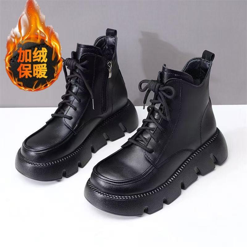 Martin boots women's autumn and winter new fashion show feet small casual short boots velvet lace-up thick-soled boots