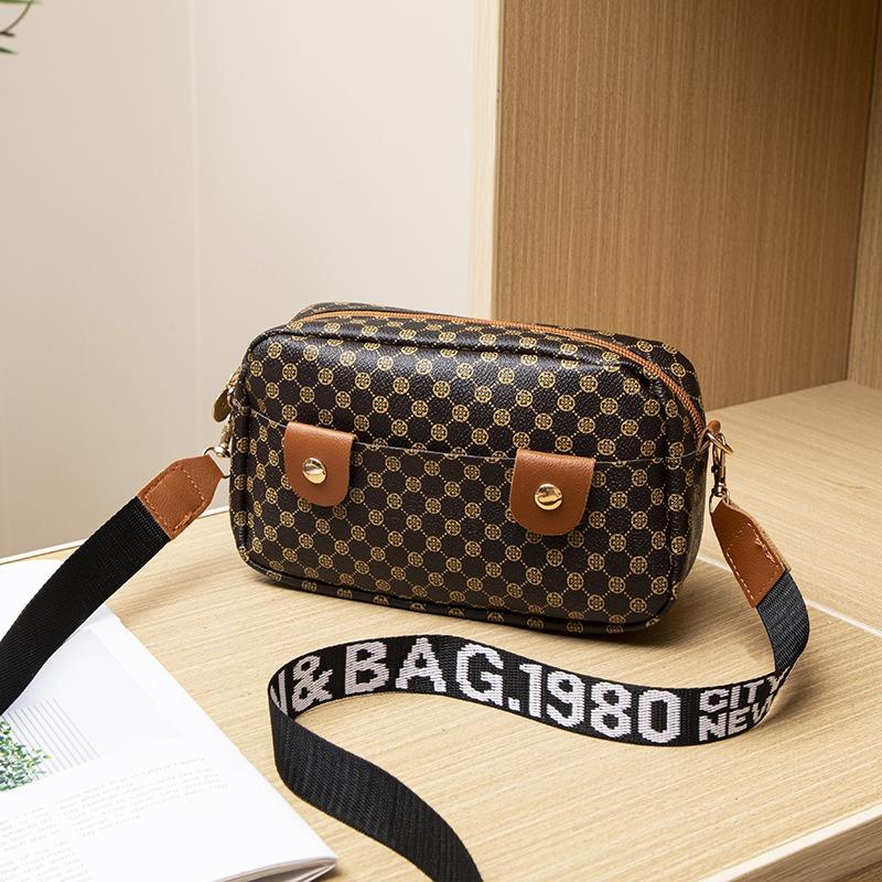 Ladies Bag Printed Shoulder Messenger Bag Spring New Daily Versatile Ladies Messenger Bag