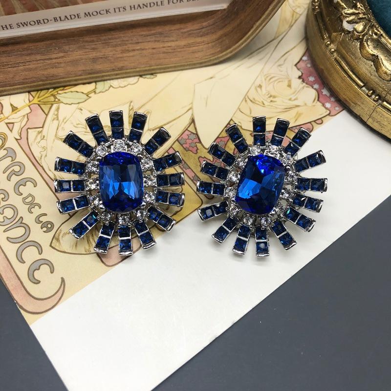 

NISHIZAWA Blue Gemstones Stud Earrings for Women Luxury Palace Style Vintage Exquisite Jewelry Fashion Hyperbole Aretes De Mujer