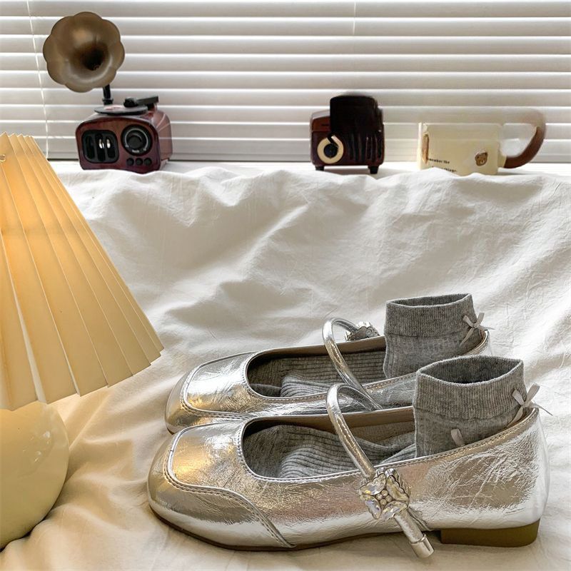 French three-color optional evening wind Mary Jane shoes 2025 autumn new flat-soled single shoes light mouth leather shoes