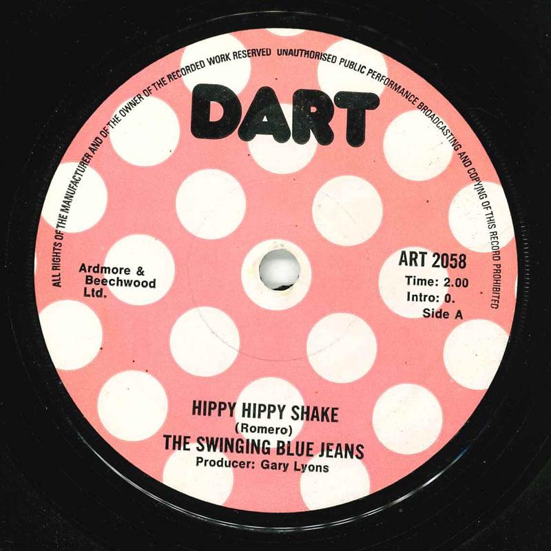 

7-дюймовая пластинка SWINGING BLUE JEANS Хиппи Хиппи Шейк ART2068 Dart 1974 Великобритания Рок Б/у