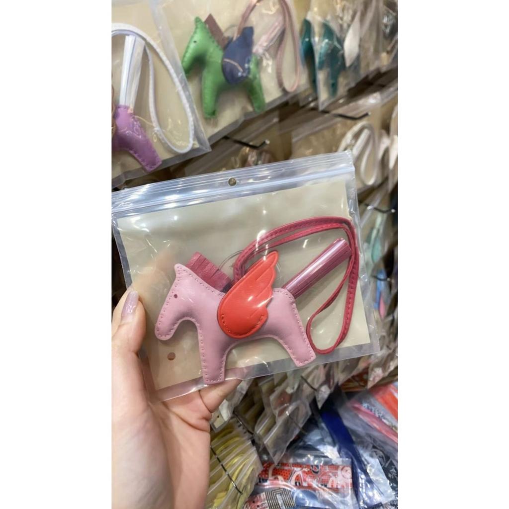 [Jahr des Pferdes] Taschenanhänger, Erfolg, Accessoires, bald Geld, Autoanhänger, Schlüsselanhänger, Lammfell Vollleder