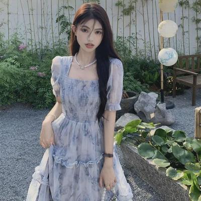 2025 Retro Floral Square Neck Dress: Summer Style, Waist-Slimming, Super Fairy Forest, Wood Ear Detail, Long Skirt for Women