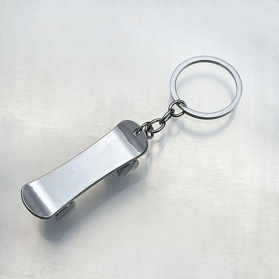 Creative Movable Metal Finger Skateboard Keychain: Rolling Miniature Cart Pendant Ornament