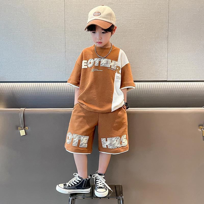 Summer boys' clothing set, children's fashion letter top and shorts