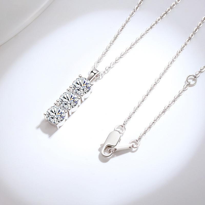 3 Stück*0,5 Karat Moissanit 1,5 CT Anhänger Halskette 18K Weißgold Sterling Silber Vier Krallen Mode Halskette Geburtstagsgeschenk Schmuck
