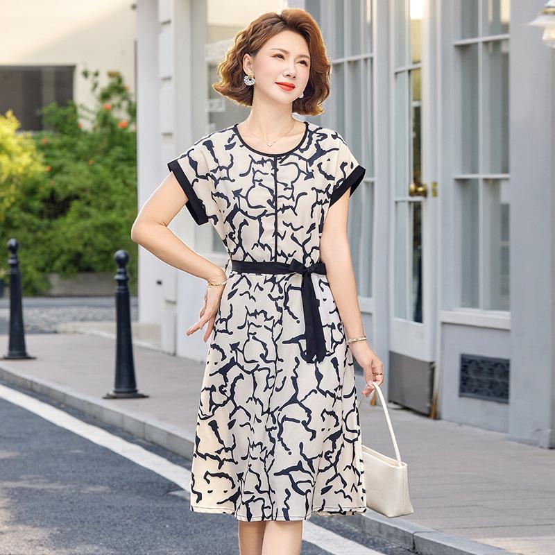 Elegant Printed Chiffon Dress for Middle-Aged Women with Cinched Waist and Short Sleeves
