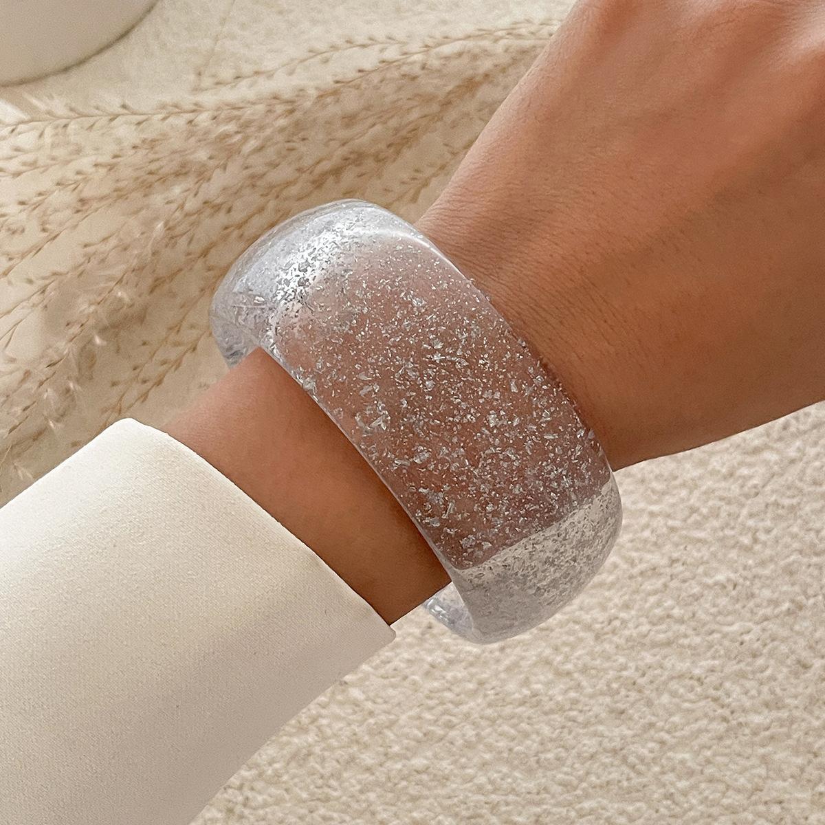 Fashionable Gradient Semi Transparent Acrylic bangle Bracelet for Women Beautiful Exaggerated 4cm Round Wide Irregular Bracelet 60mm