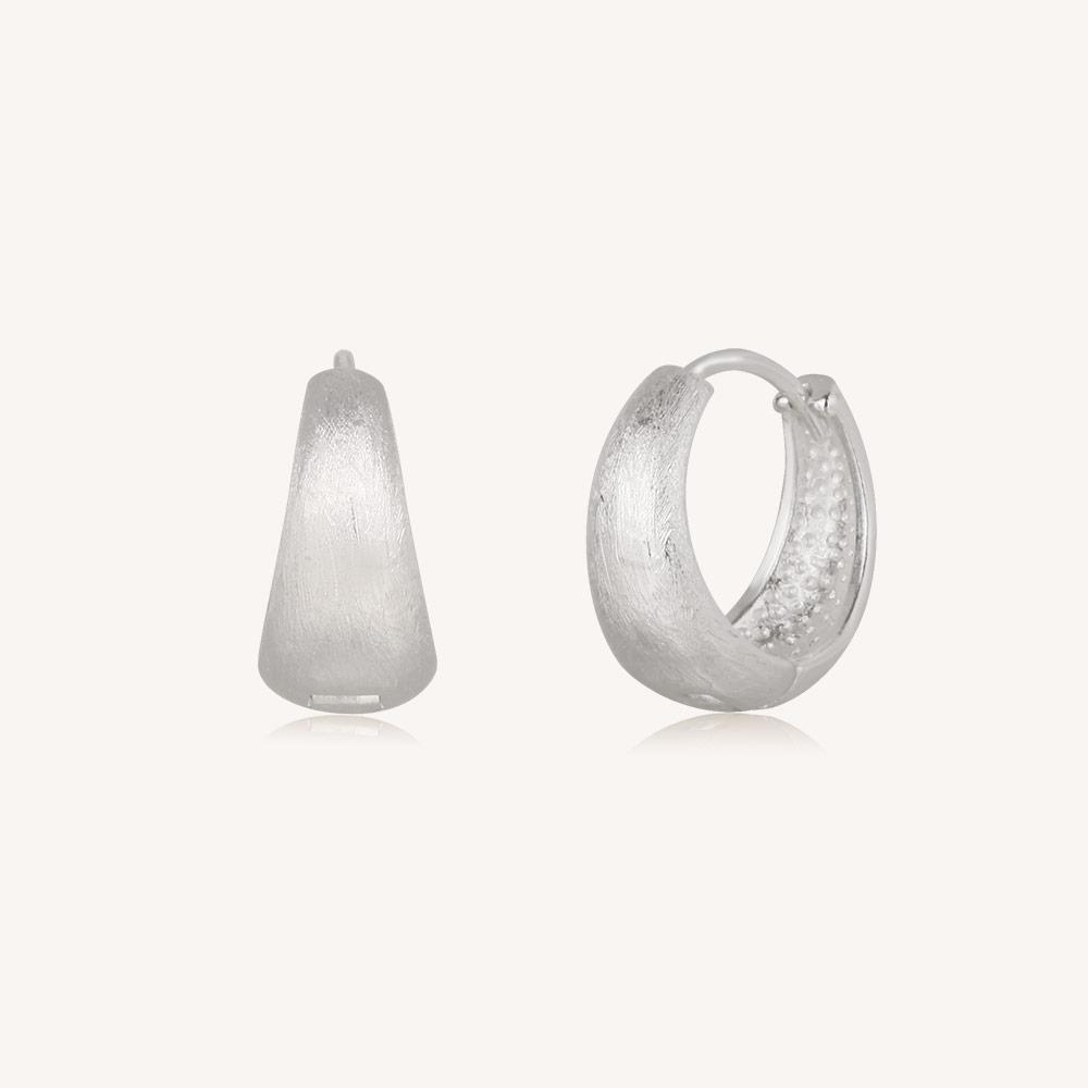 Dieuamour Core Matte One-Touch Earrings