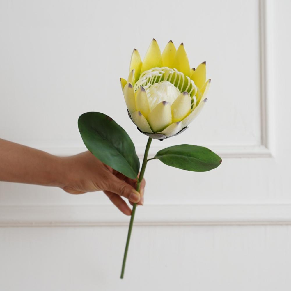 1PC,Europe Style Beautiful Artificial Flowers Fake King Protea Home Table Top Display Flowers Decorative Silk Flower