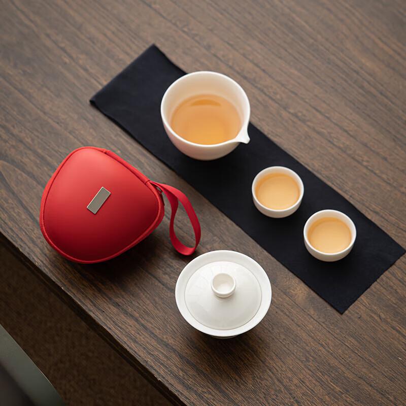 Susu Ceramic Portable Tea Set - Rivers and Mountains Design