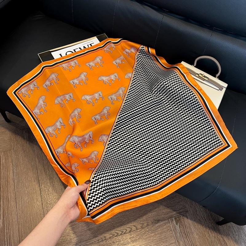 New silk scarf women's fashion versatile high-end small square scarf Korean version neck protection scarf spring and autumn retro scarf binding bag