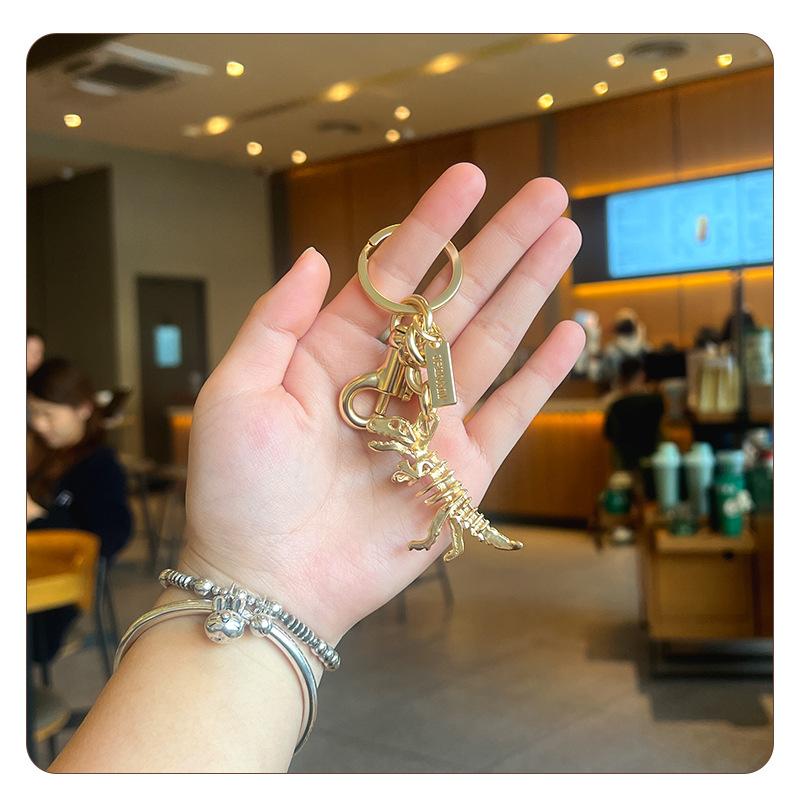 

IGNICASE New Animal Keychain Creative Cute Bag Pendant High Value Fashion Versatile Trend Hanging Jewelry Bag Parts Accessories золотий