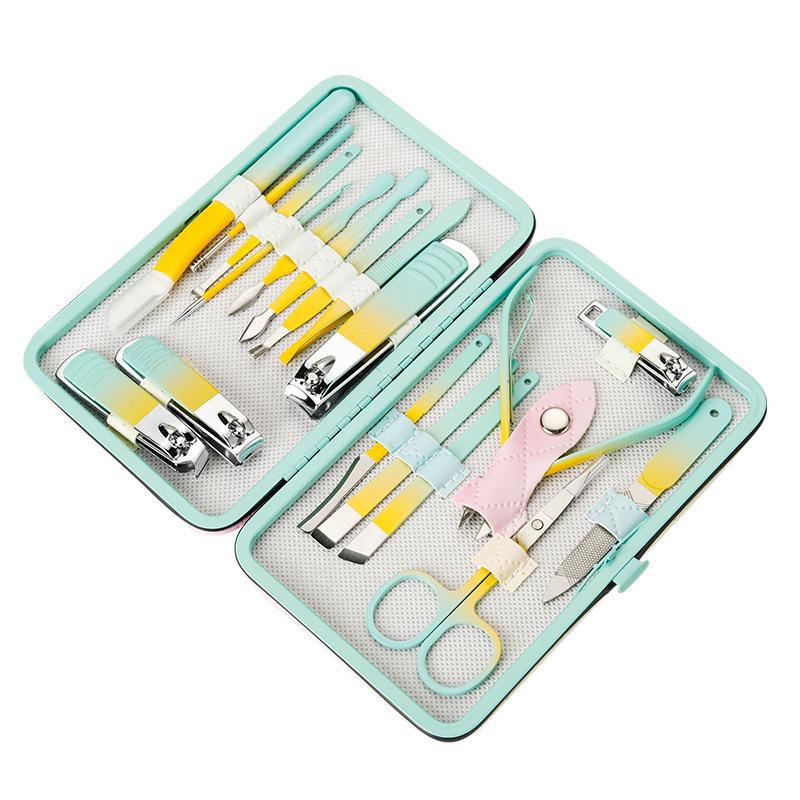 18-Piece Nail Care Set: Clippers, Eagle Beak Pliers, and Pedicure Knife