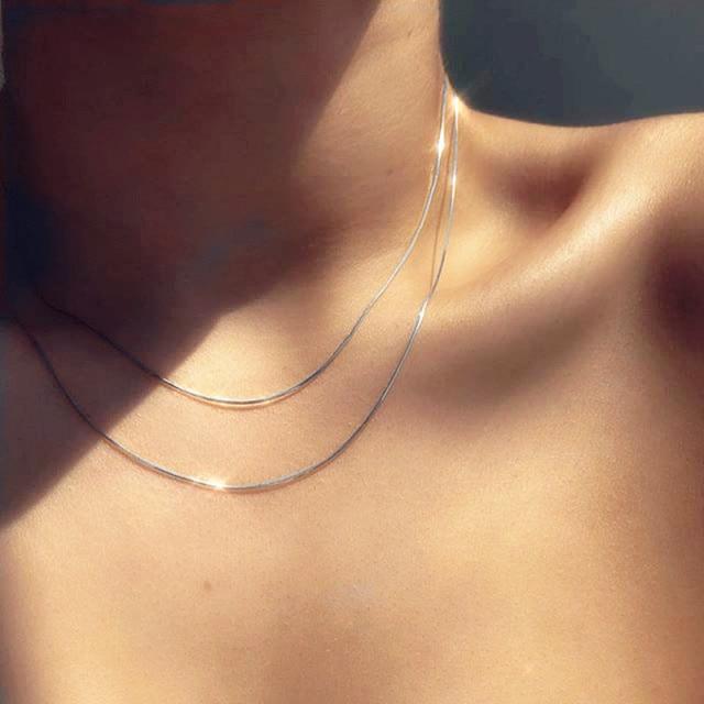 Kpop Damen Halskette Goldfarbene Choker-Halsketten Dünne Kette am Hals Minimalistischer Anhänger Schmuck Chocker Kragen für Mädchen