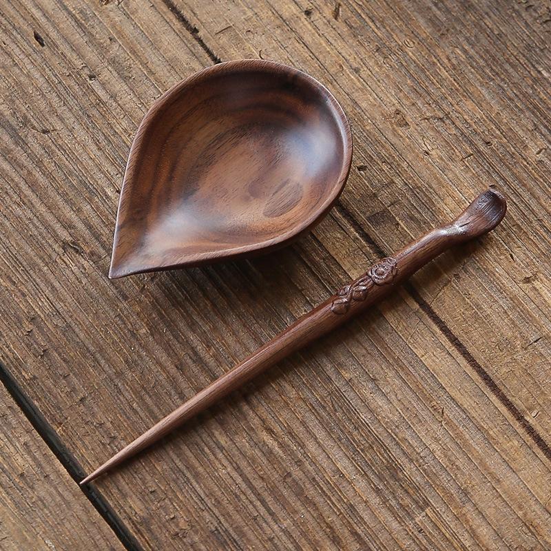 Walnut tea two-piece set, solid wood handmade relief plum blossom tea needle, teaspoon to enjoy tea lotus tea ceremony Kung Fu tea set yong drop-shaped-walnut