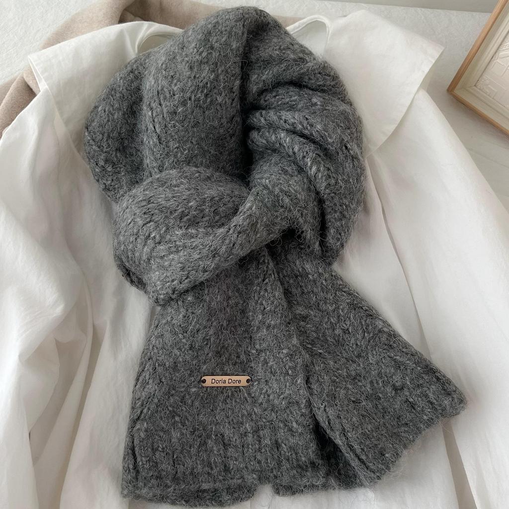 Women's Winter Wool-Blend Knitted Scarf - High-End Alpaca Neck Warmer for Couples