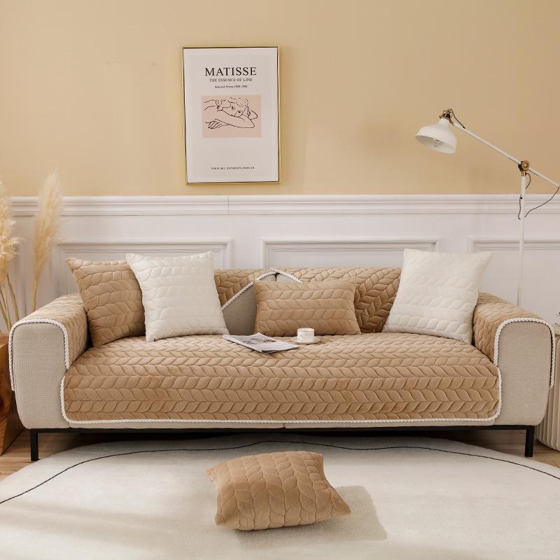 Jiajia Plush Sofa Cushion: Simple Retro Design for Autumn and Winter