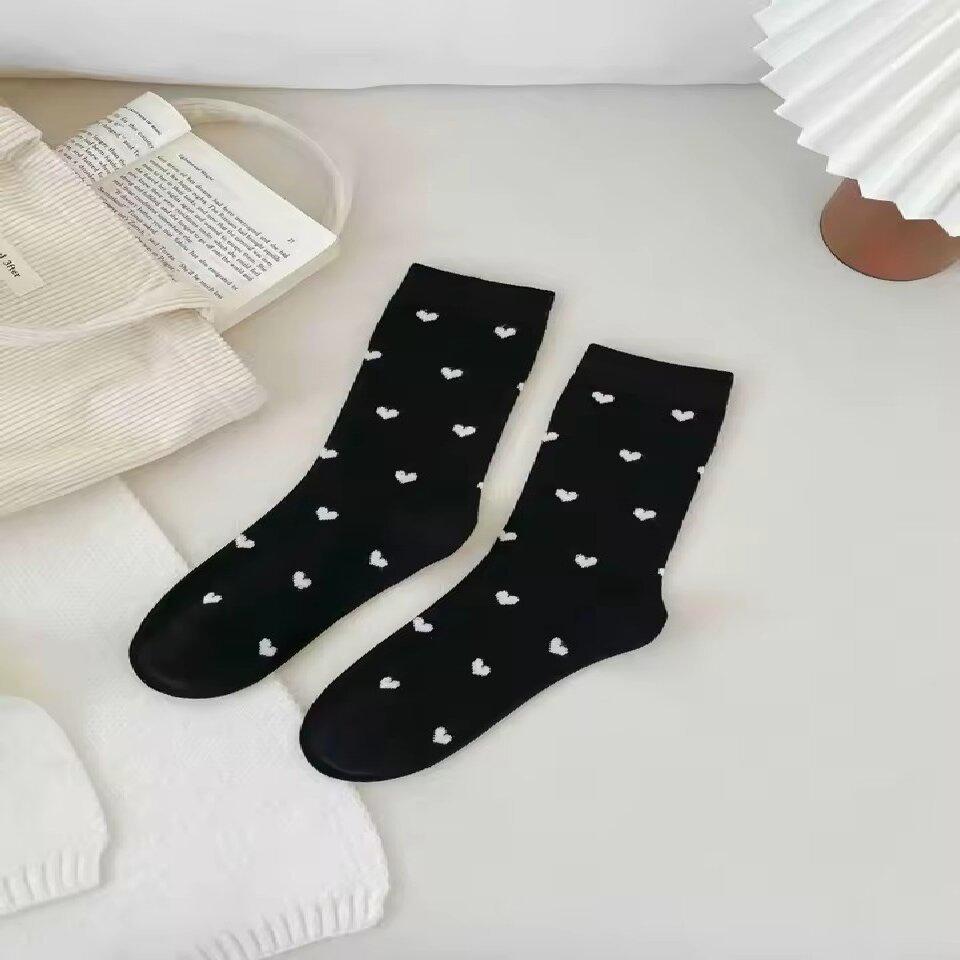 Women's Korean-Style Mid-Calf Socks, Autumn and Winter Japanese Trendy Cotton Socks, Heart-Shaped Spring and Autumn Pile Socks