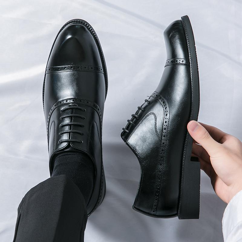 Fashion 2025 Genuine Leather Mens Formal Shoes British Style Classic Whole Cut Oxfords Lace-up Pointed Toe Business Party Dress Shoes