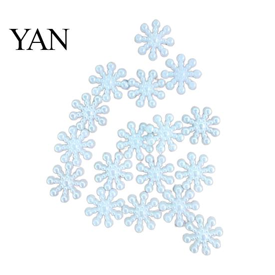 Artificial Pearl 100Pcs Snowflake Decorations Attractive Wear-resistant Cute Decoration DIY Faux for Christmas 100