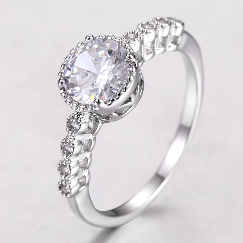 Kenjie Women's Retro Zircon-Inlaid Korean Ring, Exaggerated & Elegant with Exquisite Color Retention