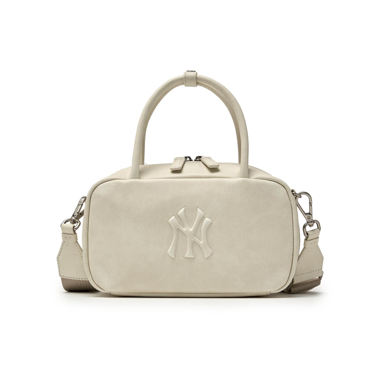 

MLB Trendy Versatile Casual Retro Crossbody Bag PU Handbag Regular Women Bags White 3ACRV016N-50CRS White