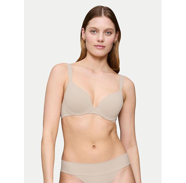 Бюстгальтер с косточками Triumph Body Make Up Illusion EU 90C