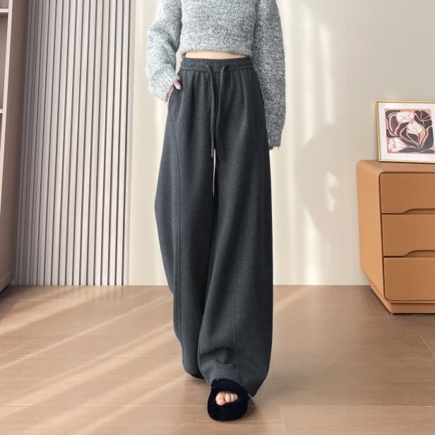 

Gray Velvet Thickened Wide-Leg Floor-Length Sports Pants for Petite Women L (55-62.5 kg) - Ships in 48 Hours