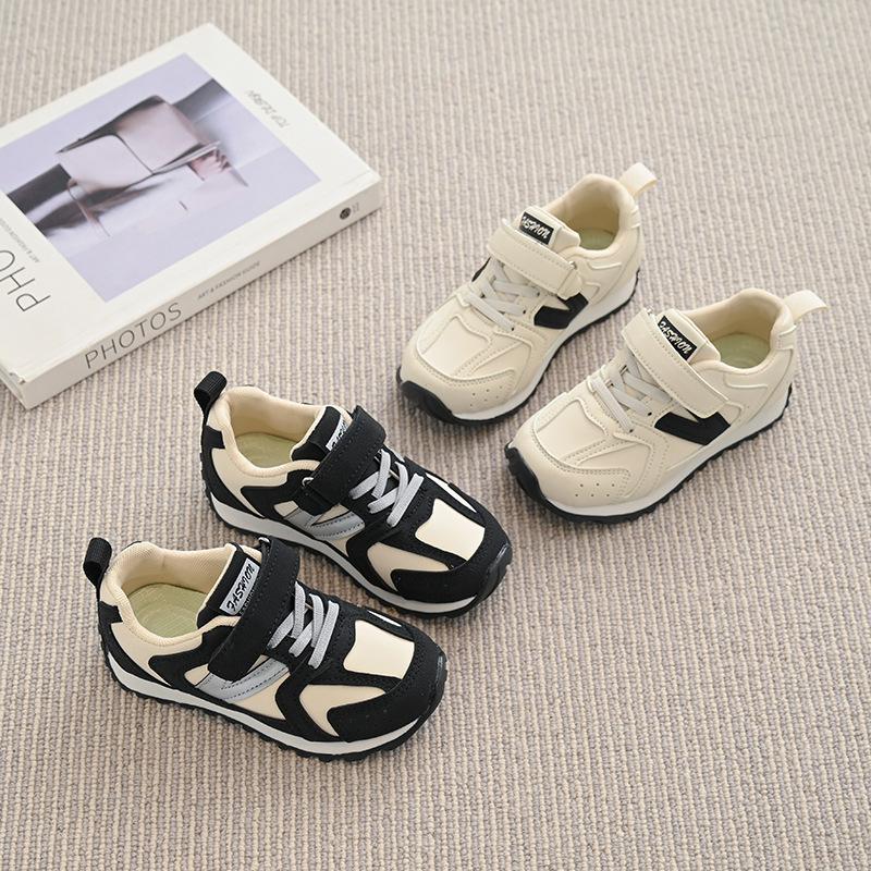 Children's Sports Shoes Spring 2025 New Leather Surface Breathable Boys' Shoes Soft Sole Non-slip Girls' Shoes Dexun Forrest Gump Shoes