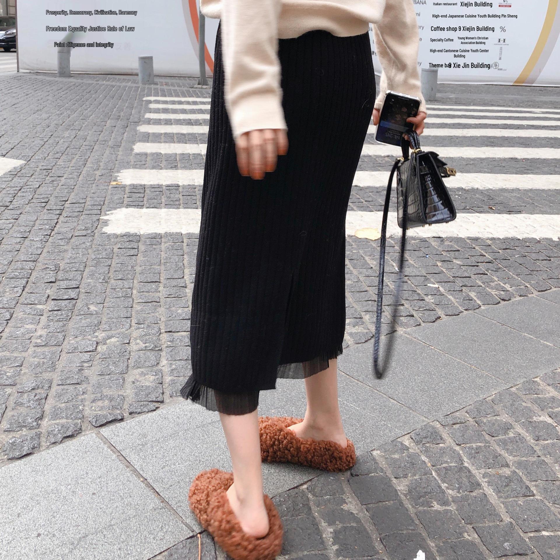 

GA Women s Pleated Knit Midi Skirt - Autumn/Winter, Hip-Hugging, Flowy, Reversible, Perfect with Sweaters L чорний