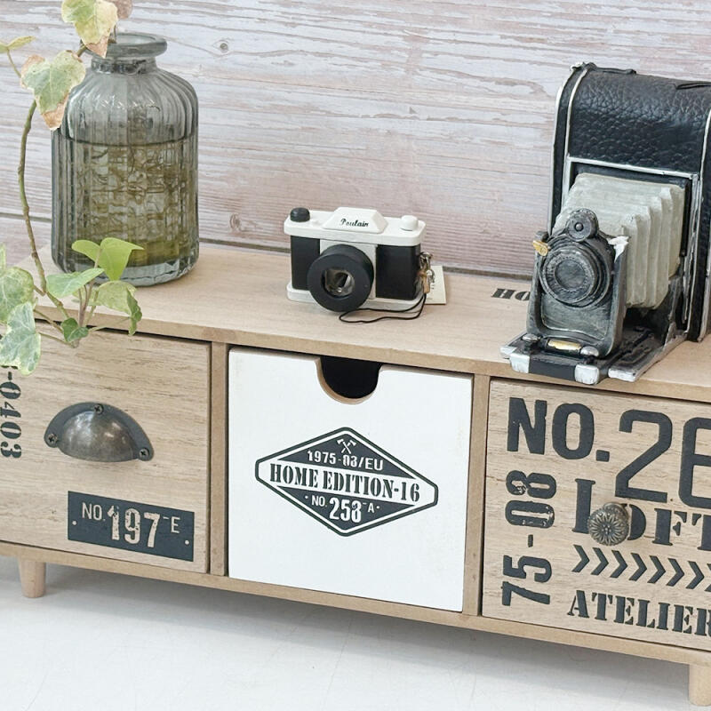 

Decol Wood Carved Retro Camera Pencil Sharpener Ring