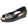 Dames Zomer Nieuwe Platte Zool Holle Open Neus Sandalen Zachte Zool Antislip Ondiepe Slip-On Lichtgewicht Middelbare Leeftijd Casual Sandalen