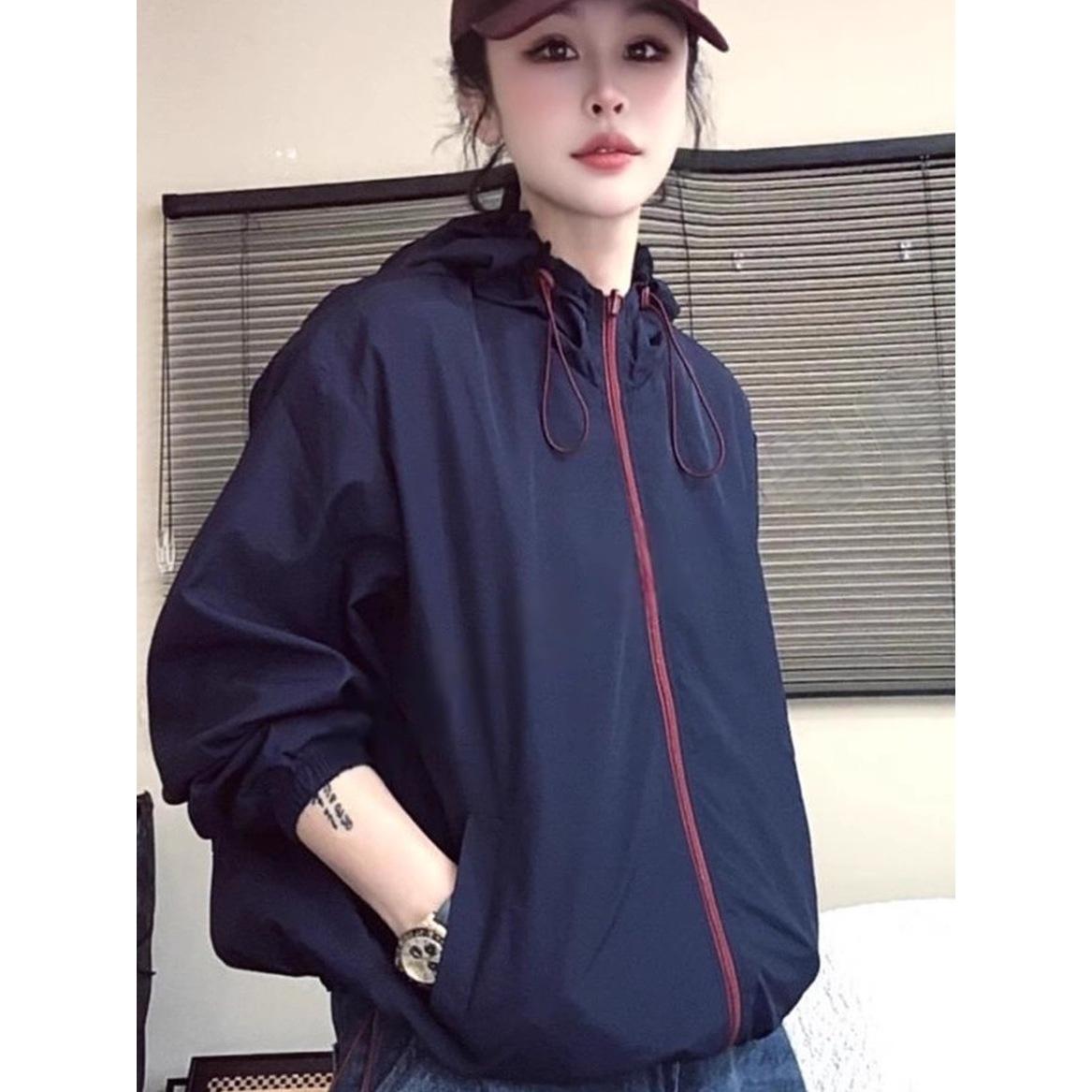 

Европейская мода Женская шикарная двусторонняя куртка с защитой от солнца - Лето 2025 XL 130-145 cm