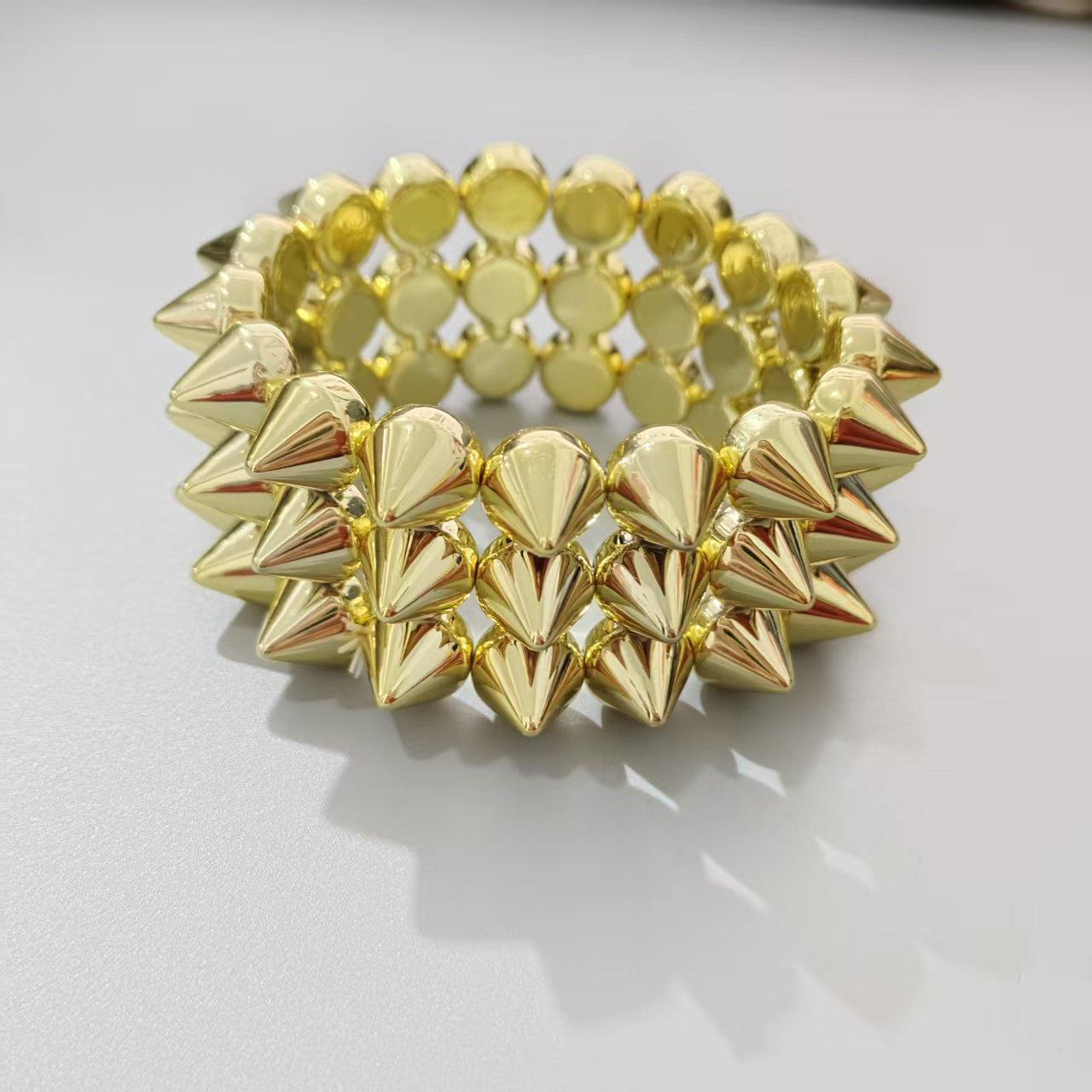 Retro Punk Rivet Elastic Three-Row Hip Hop Bracelet золотой