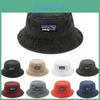 Bavlněný klobouk typu bucket hat s vyšívanými písmeny pro ochranu před sluncem a pro volný čas