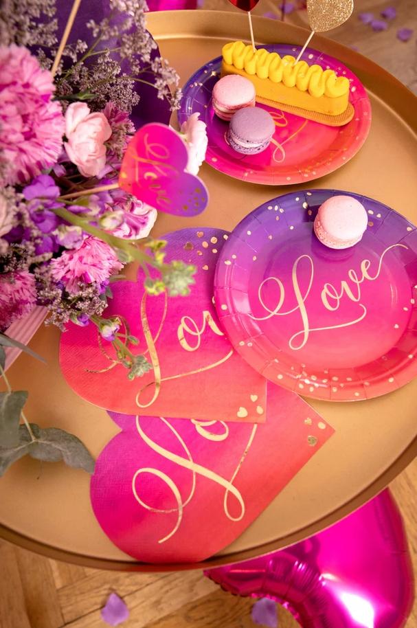 Paper Plates Love Pink Valentine's Day 18cm X6