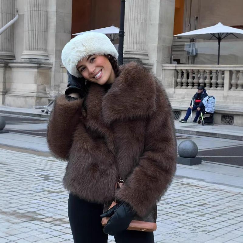 High-quality environmentally friendly fur coat large lapel collar short fur coat fashionable imitation fox fur coat