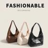 Stylish Minimalist Retro Shoulder Bag for Women Large Capacity Tote Handbag Casual Commuting Trendy Fashion Accessory Tote Bag