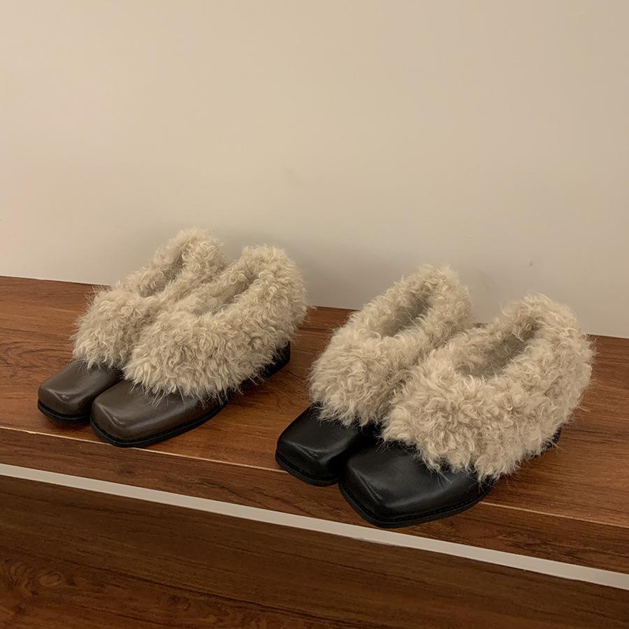 Korean Version of Square Head Plush Shoes Single Shoes Women's 2025 Warm Cotton Shoes French Thick Heel Retro Black Small Leather Shoes
