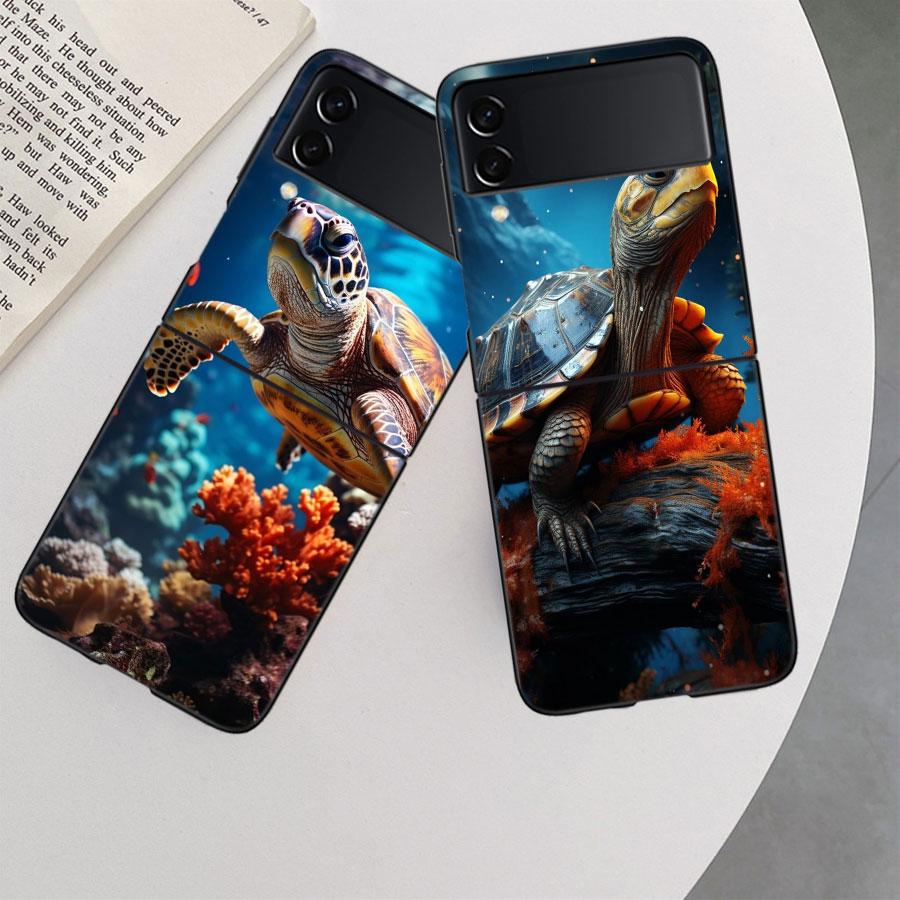 Marine Organisms, Sea Turtles, And Animals Phone Case For Samsung Z Flip 7 6 5G Galaxy Z Flip 5 4 3 Black Hard Cell Cover Luxur
