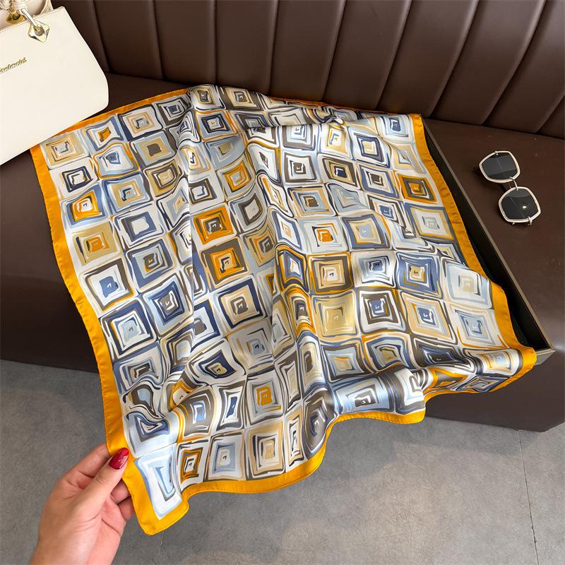 Nuova Sciarpa Quadrata di Seta Lusso Donna Collo Estate Spiaggia Fascia Capelli Bandana Fazzoletto da Testa Sciarpa Copricapo Hijab Echarpe