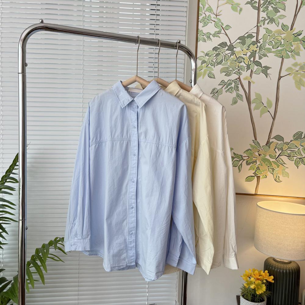 Camisa Simples de Cor Sólida Larga com Lapela Camisa Feminina Moda Casual Elegante Camisa de Mulher para Outono e Primavera