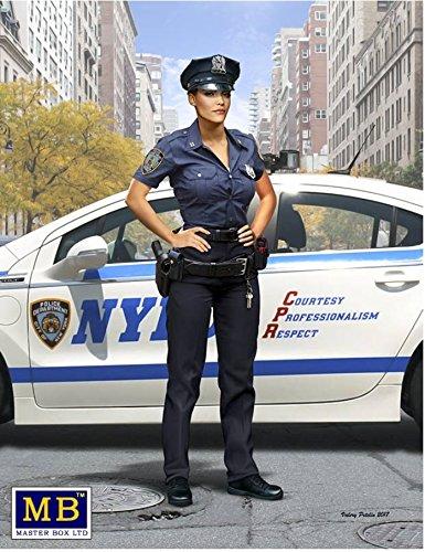 

MASTER BOX Plastic Model Kit Dangerous Curve Series Ashley Local Interview Police Woman 1/24 Scale 24027