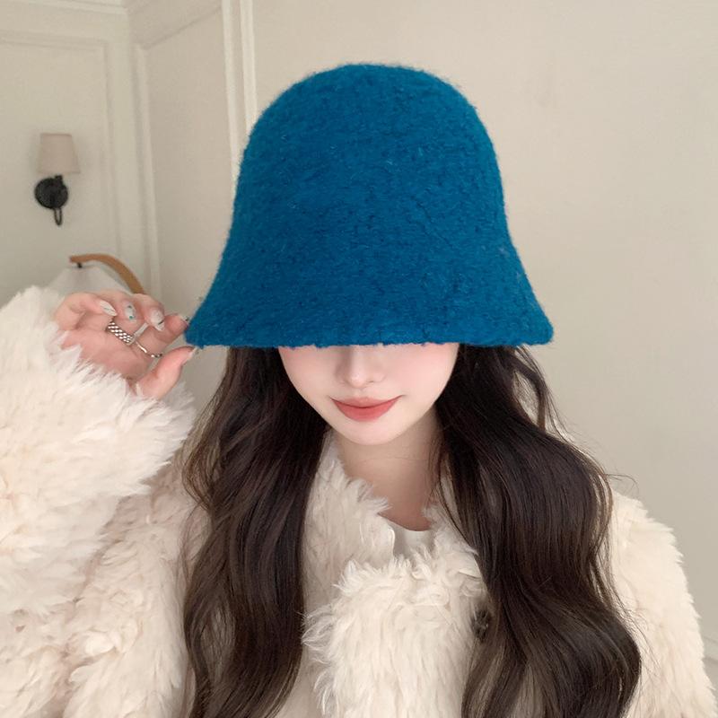 

Hat female autumn and winter lamb wool bucket hat black plain face small bucket hat big face warm plush basin hat M（56-58cm） peacock синього кольору