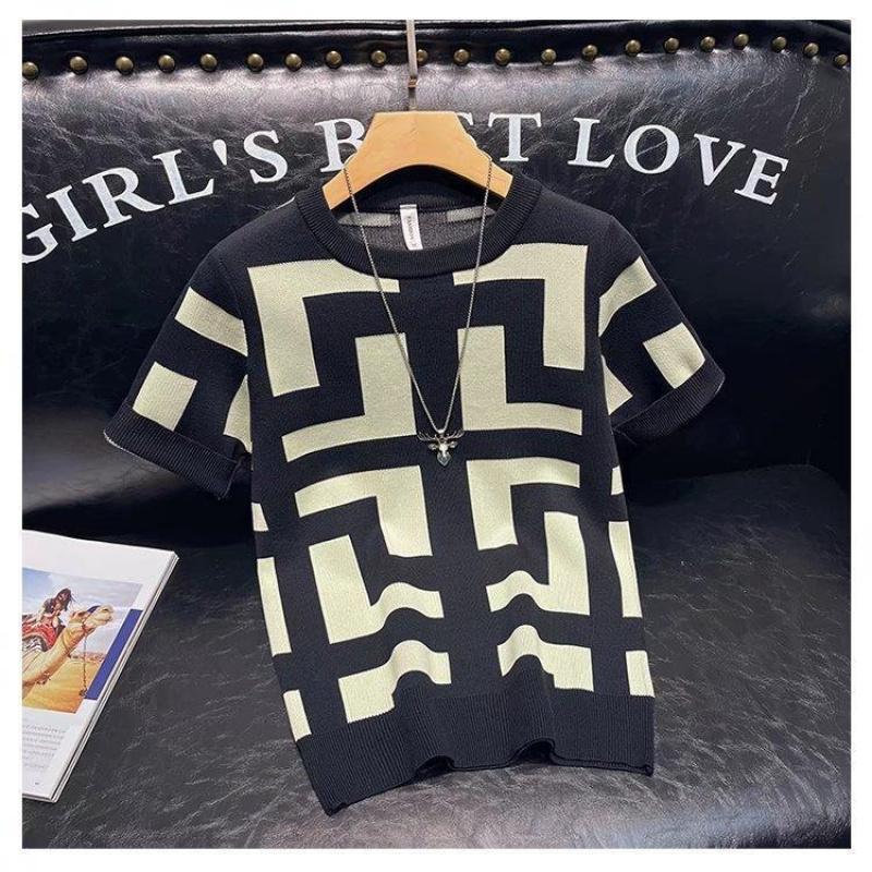 Spring and Autumn Geometric Pattern Base Shirt for Men, Slim Fit Casual Short Sleeve Knit Top