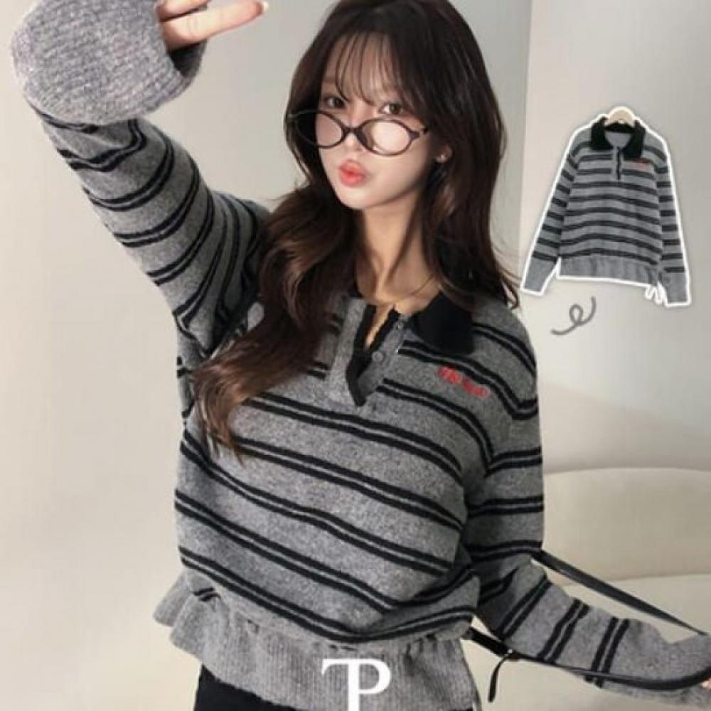 The Pink Loose Fit Stripe Color Blocked Collar Knit