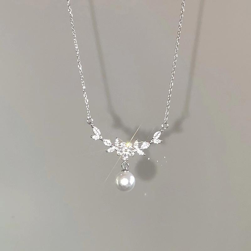 Lucky Flower Branch Laurel Necklace Femininity Premium Ins Wind Mori Fresh Girls Gift Premium Durable Quality Useful