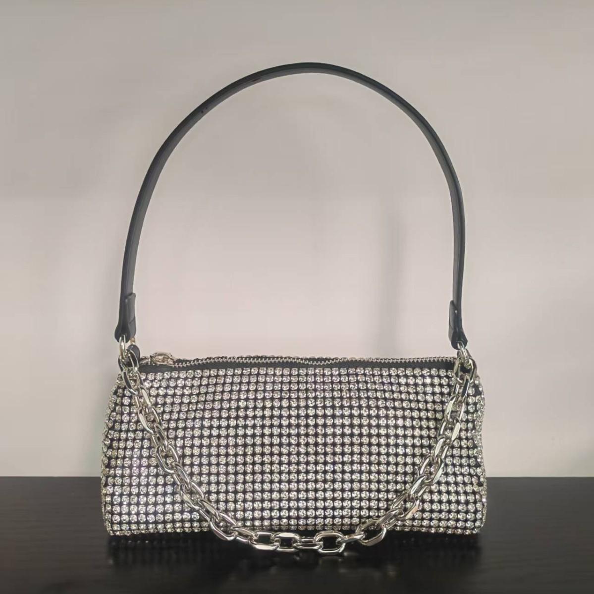 Блестящая женская вечерняя сумка кроссбоди со стразами - Трапециевидная форма, Цепочка, Стиль под мышкой
