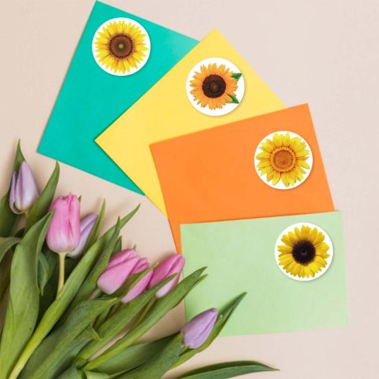 500 Pcs Self-Adhesive Label Stickers Waterproof Removable Heart/Star/Round/Pet Paw Shaped Stickers Roll for Laptops Water Bottles Scrapbooking Crafts